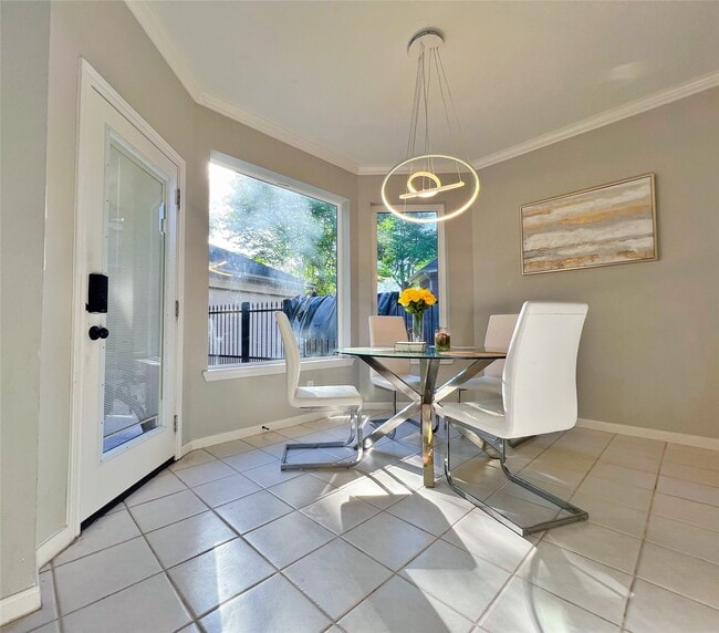 Photo - 4007 N Beechwood Ct