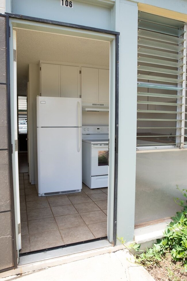 Photo - 2 BR/ 1 Bath Low- rise Apartment