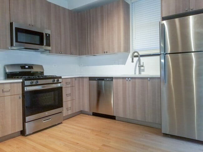 Photo - 2009 W Cortez St Apartments Unit 13