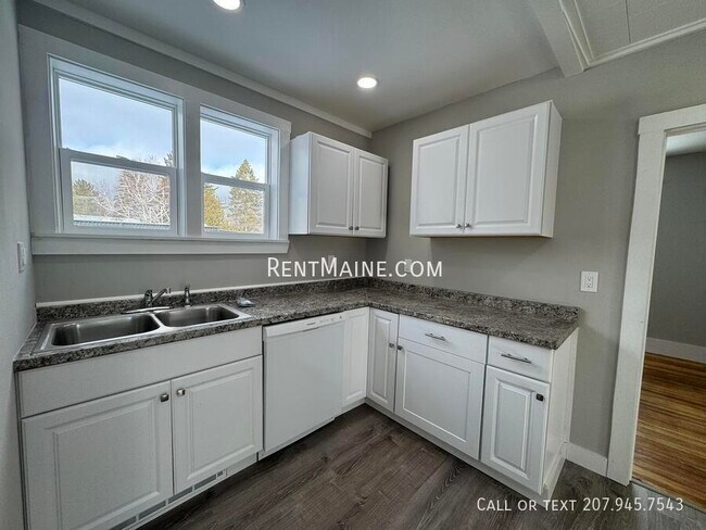 Photo - 6 Woodman Ave Unit 1