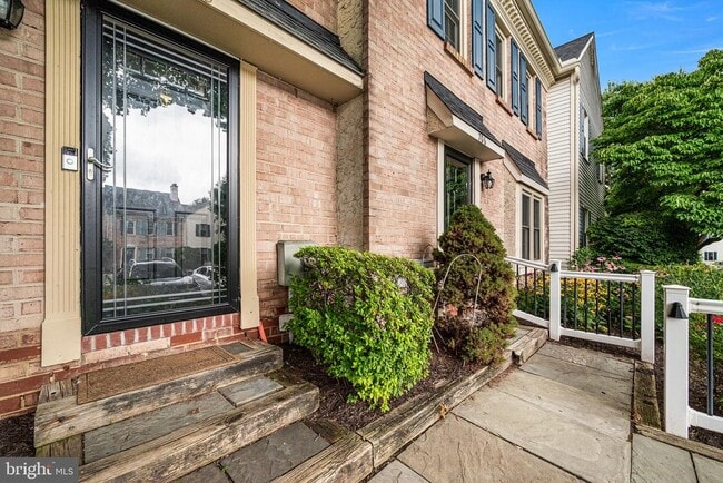 Photo - 705 Shippen Dr