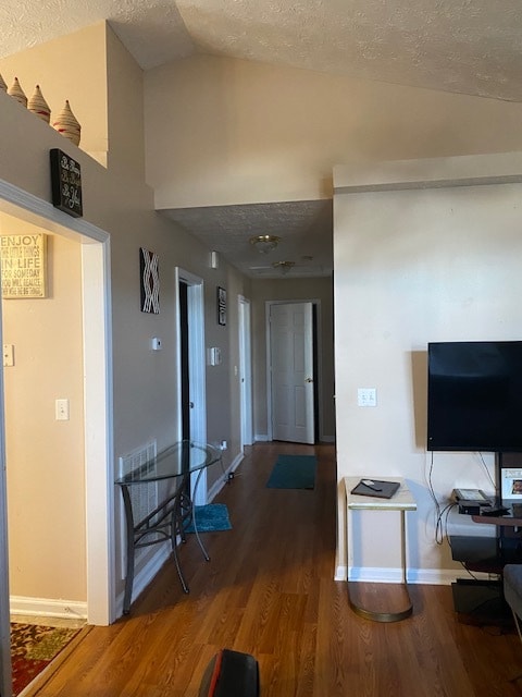 Photo - 2632 Buck Ln