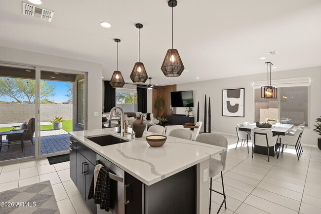 Photo - 9022 W San Miguel Ave