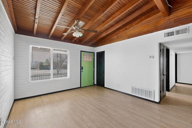 Photo - 6203 Trowbridge Dr