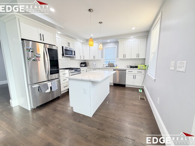 Photo - 124 Tremont St