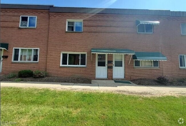 Building Photo - 215 Dalepark Dr Unit 5 Rental