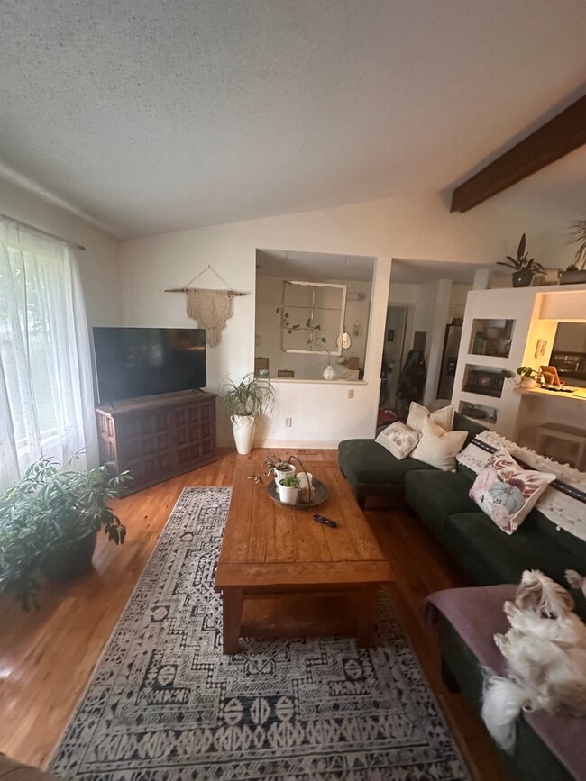 Photo - 128 White Oak Road Ext