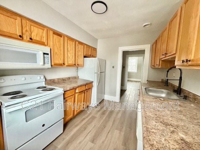 Photo - 1907 Delaware Ave