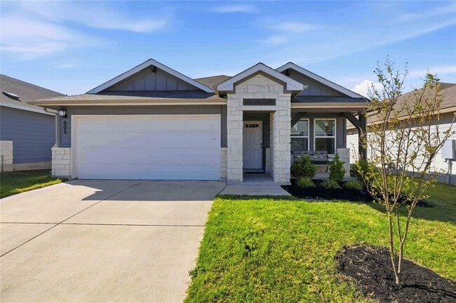 Building Photo - 805 Russet Rock Dr