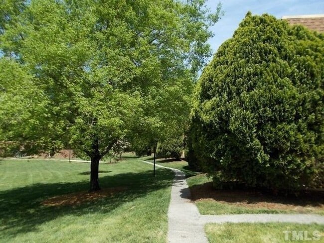 Photo - Chapel Hill / Hamlin Park Apt. AVAILABLE