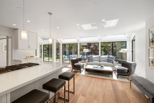 Photo - 4BR/2.5BA Stunning Spacious Tiburon Home! Pool! Pet Friendly!  PROGRESSIVE