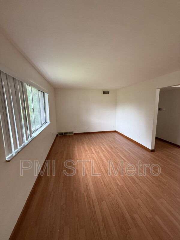 Photo - 4838 S Broadway St Unit C