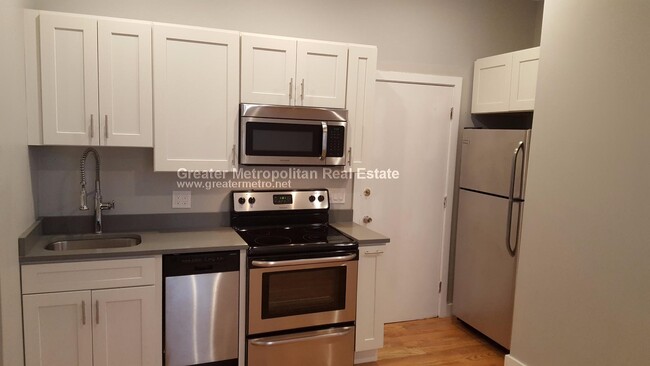 Photo - 535 E 8th St Apartments Unit 2