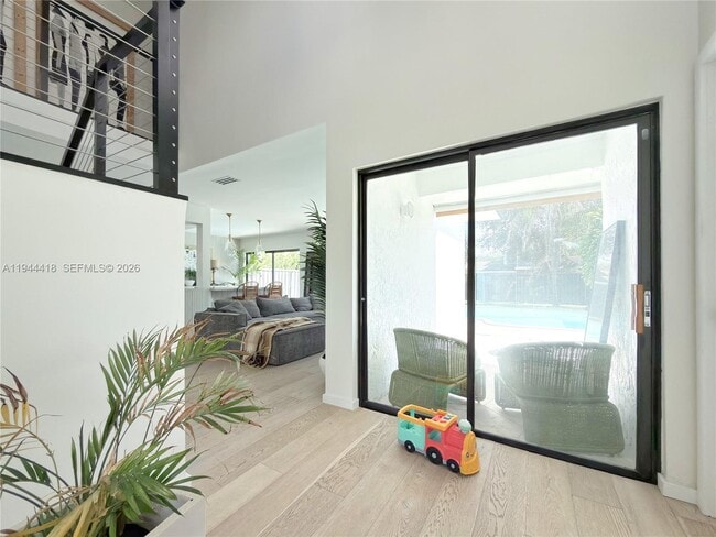 Photo - 760 Windtree Way