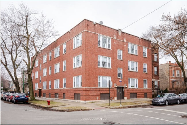 Building Photo - 2252 N Spaulding Ave Unit 1 Rental