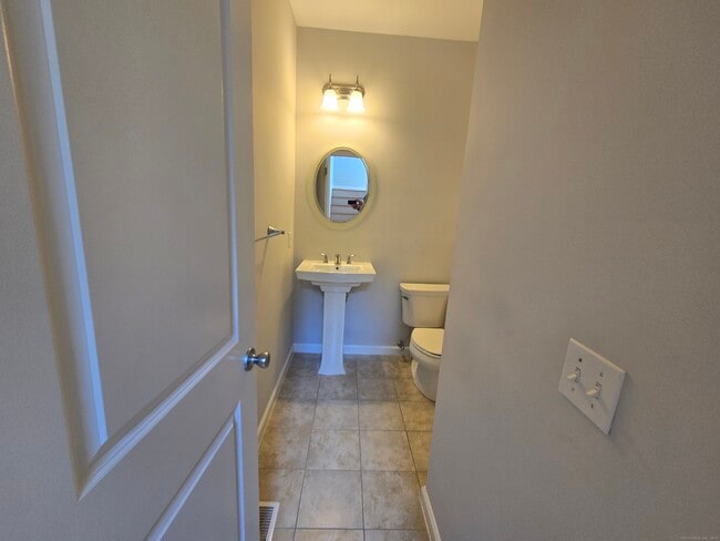 Photo - 19 Oak Branch Dr Unit 19