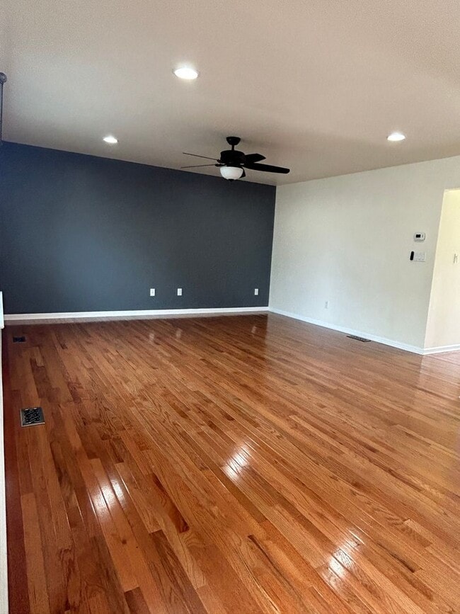 Photo - New Listing Alert! End unit Townhome in Pe...