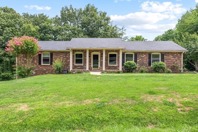 Building Photo - Pet Friendly Three Bedroom with Basement!