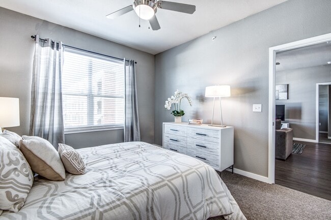 Photo - Republic at Alamo Heights