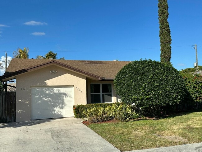 Photo - 3291 SW 4th St