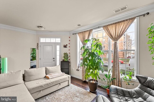 Photo - 43151 Wealdstone Terrace