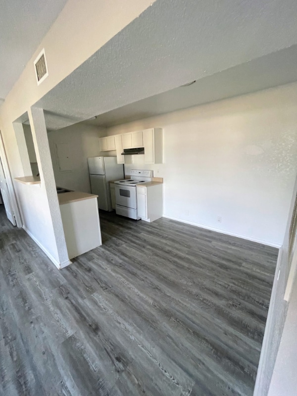 Photo - 419 S 27th St Unit 107