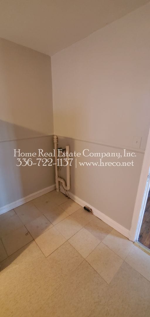 Photo - 421 E Twenty-Seventh St