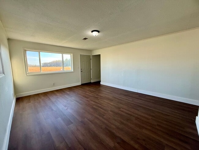 Photo - 3 Bedroom/1.Bathroom Home in Paragould AR - $1,150/month