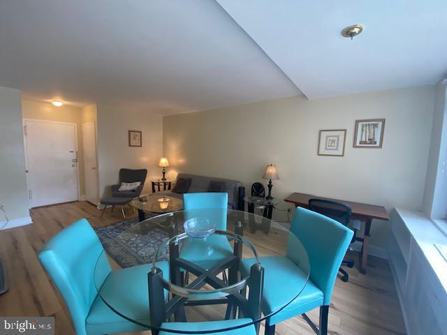 Building Photo - 1121 Arlington Blvd Unit 325 Rental