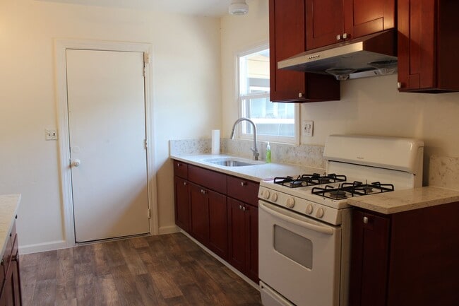 Photo - Recently Updated 2 Bedroom Duplex!!!