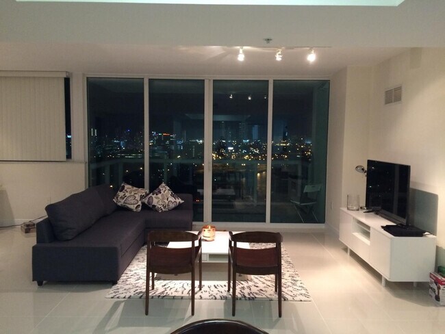 Photo - 1861 NW S River Dr Unit 2008