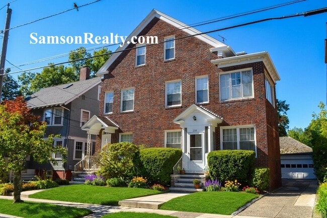 Photo - 206 Slater Ave Unit 2
