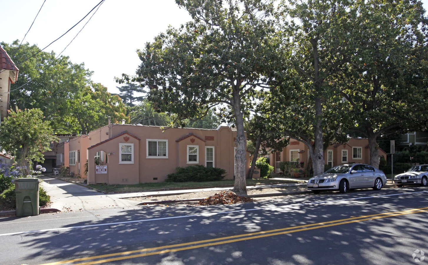 Photo - 560 S 7th St Apartments