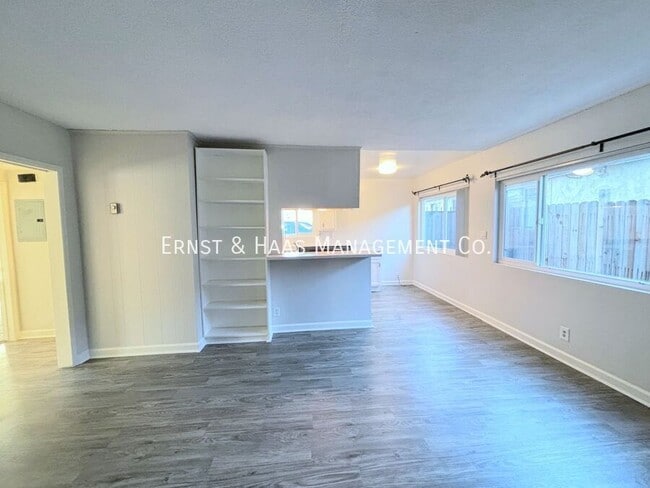 Photo - 3211 E Wilton St Unit 02