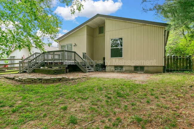 Photo - 2455 Buttonwood Ct