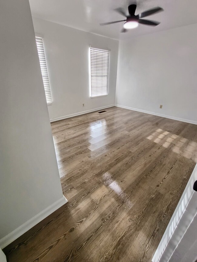 6408 Bluebird Dr-1