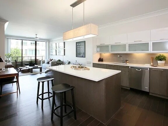 Photo - Experience Luxury Living in the Heart of H... Unit GHRO