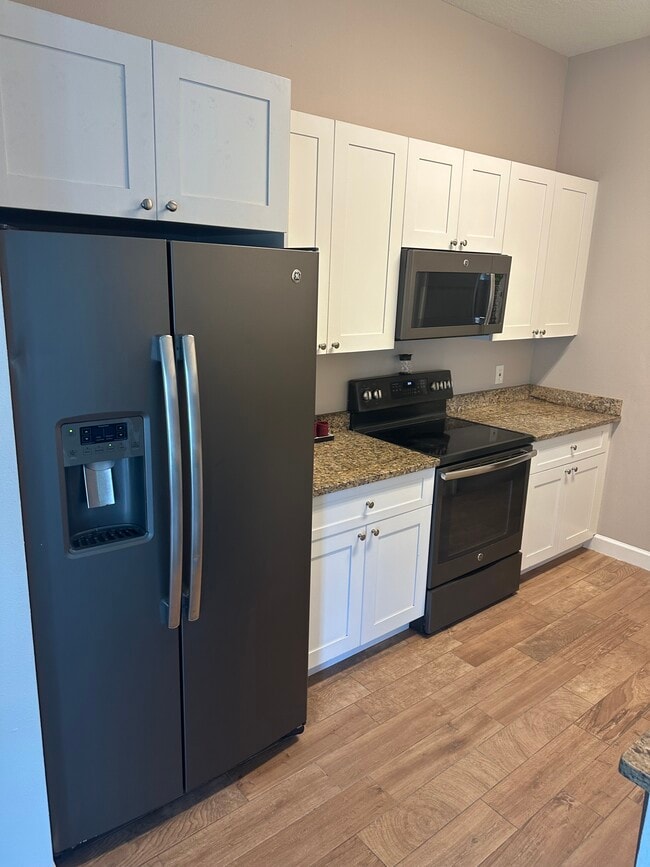 Photo - 1216 33rd Ave SW