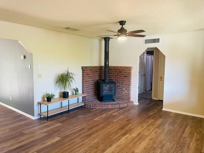 Photo - Single family home in the Village of Oak Creek