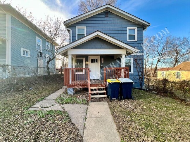 Photo - MOVE IN SPECIAL!! Updated 4 Bed 3 Bath Home in KCMO-Available NOW!! MOVE IN SPECIAL $200 OFF 2nd ...