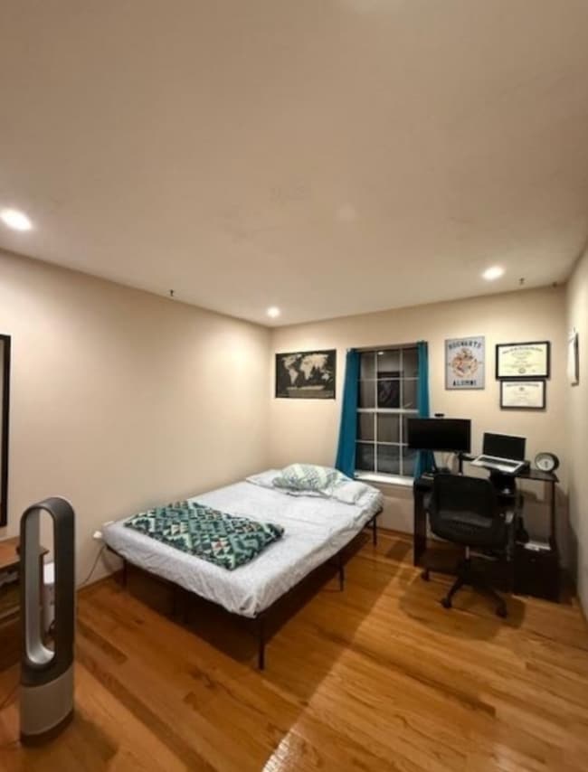 Photo - 2106 Doolittle Dr