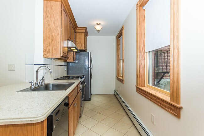 Photo - 44 Garden St Unit 12