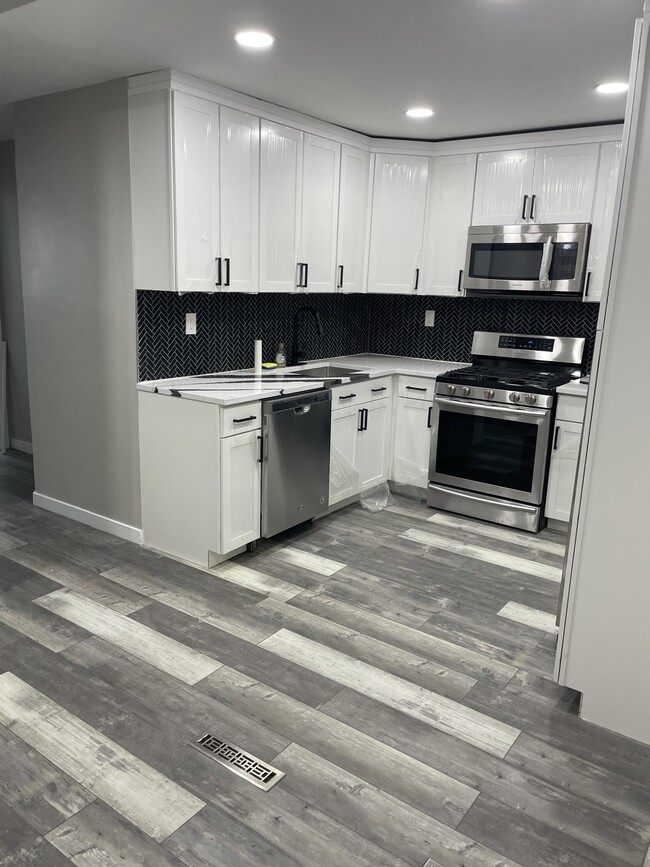 Photo - 29 Skyline Dr Townhome
