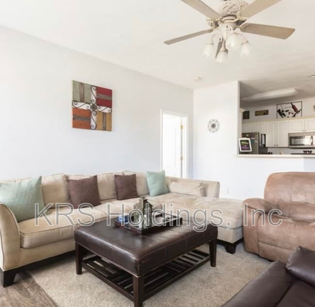 Photo - 1075 Grand Oak Ln