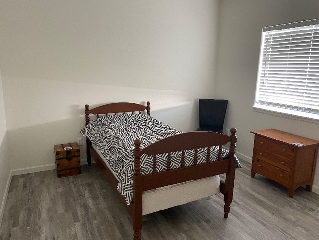 Photo - 2140 Slope Creek Ave