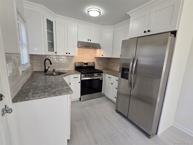 Photo - 153 Barwick Blvd