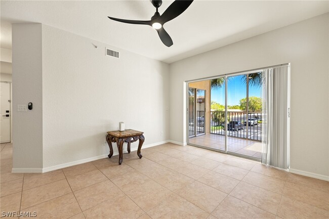 Photo - 6401 Aragon Way Unit 204