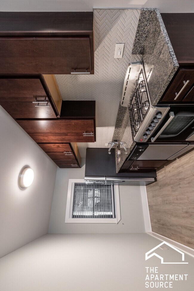 Photo - 1435 N Dearborn St Unit A4