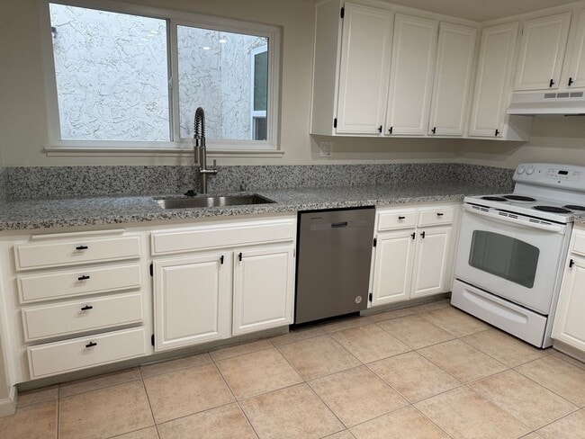 Photo - Beautiful Westside Duplex