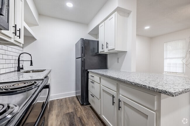 Interior Photo - Landing at Malabu Rental